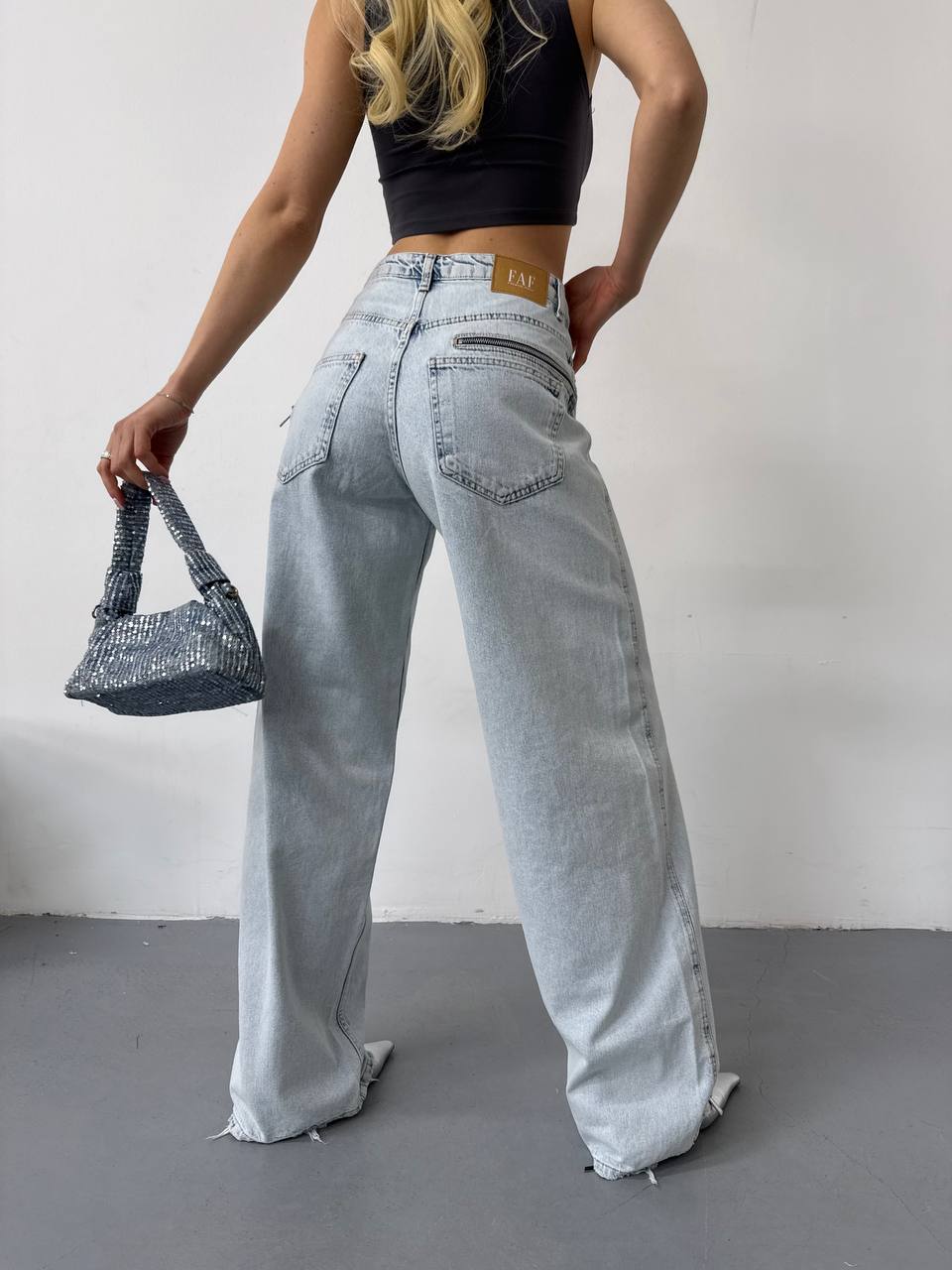 J0001